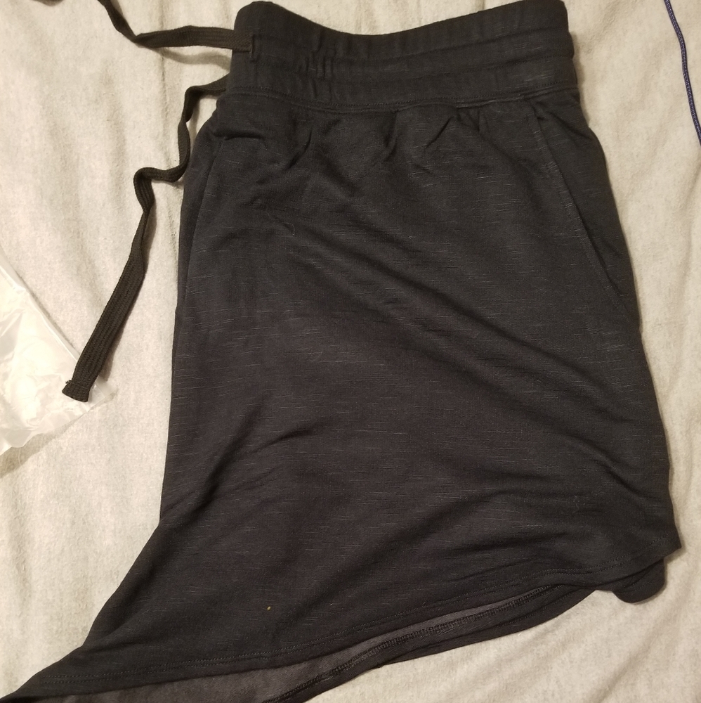 Black Gracelyn Sweatshorts Fabletics
